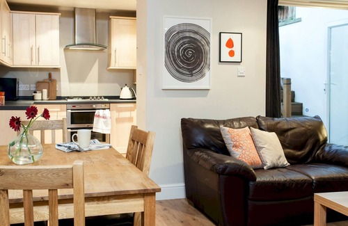 Balham Apartment | Madison Hill - Fernlea Garden 2 - One bedroom home