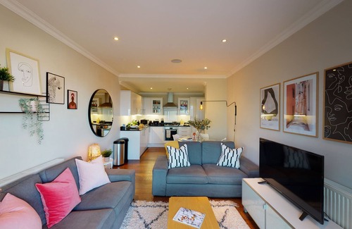 Balham Apartment | Madison Hill - White Hill House 4 - 2 bedroom flat