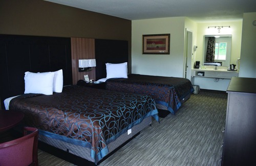 Fredericktown Hotel | Madison Inn Lodge