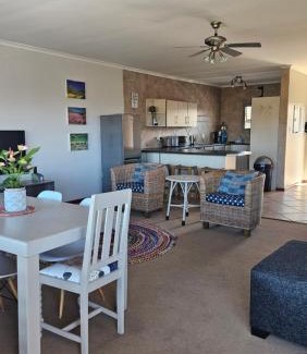 Langebaan Apartment | MADRIKO 36 Cozy self catering 2 bedroom apartment