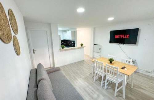 Las Fuentes Apartment | Madrina del Pilar - Turistea