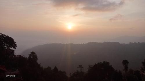 Darjeeling House | Madys view -Aaple Ghar