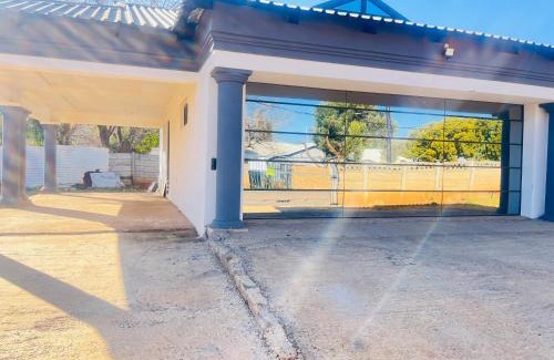 Zeerust House | Mafjoint3