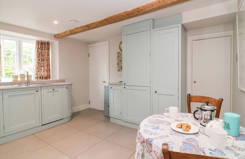 Hook Norton Cottage | MAGDALEN COTTAGE, family friendly, with a garden in Hook Norton
