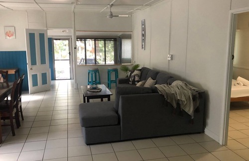 Nelly Bay Cottage | Maggie Soul - Renovated and charming cottage in beautiful Nelly Bay