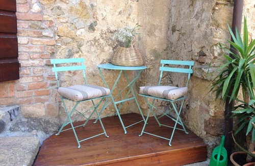 Montemassi Apartment | Magical place, middle ages and nature!