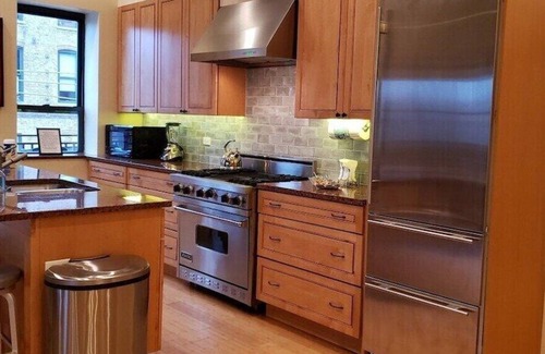 River North Apartment | Magic Factory Loft 3East 4 Bd/4 Ba Families Groups