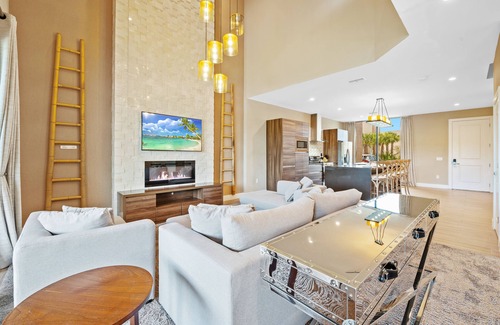 Florida Central Atlantic Coast House | MAGIC VILLAGE 3BDR new home 5 MINS DISNEY, parking, Wifi