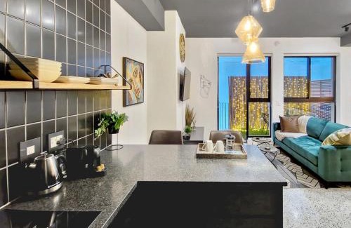 Cape Town City Centre Apartment | Magical studio in hotel type luxury- Secure, pool