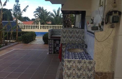 Benidorm Ski Chalet | Magnificent chalet with private pool 10 minutes from the center of Benidorm