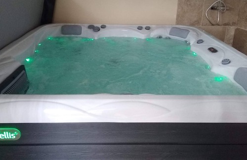 Dompierre-les-Ormes House | Magnificent villa with jacuzzi and sauna