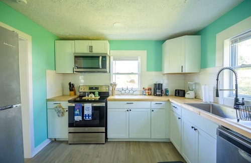 Oriental House | Magnificent Oriental Home with 3 BR/2 BA offers Oriental's history.