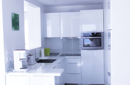 Bandol Apartment | Magnificent sea-view! 70m2 design apartment, big terrace, pool, extras included