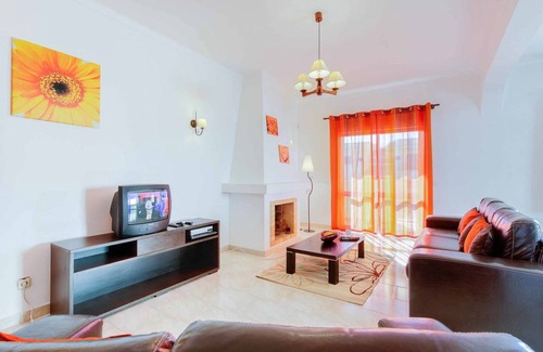 Gale Villa | Magnificent Villa Simoes Guia