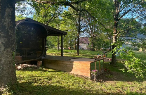 Ozenx-Montestrucq Ski Chalet | Magnificent wooden chalet lost in the Béarn countryside.