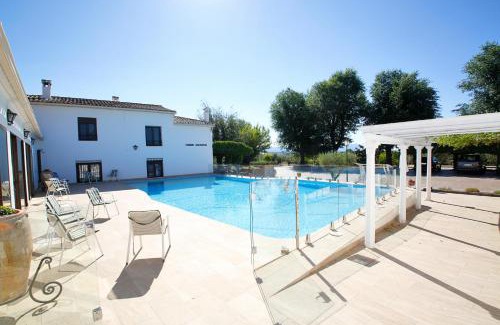 Onil Villa | Magnificient Rural Home With Pool and BBQ