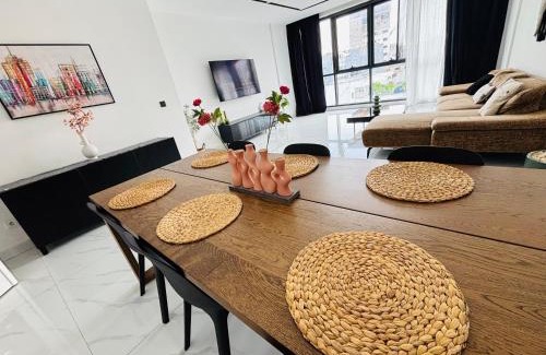 Ngor Apartment | Magnifique Appartement avec PISCINE sur le toit, 3 Chambres, 4 Salles de Bain, Salle de Gym et Terrasse, LUXURY & COMFORT in ALMADIES