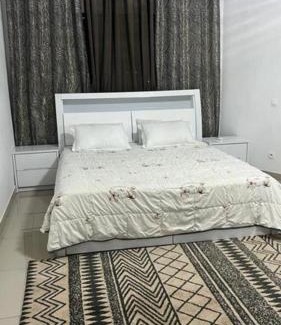 Point E Apartment | Magnifique studio tres calme pointt E