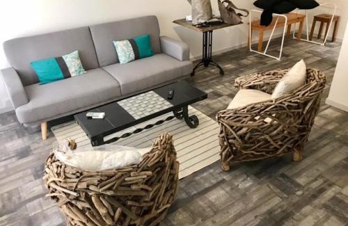 Balaruc-les-Bains Apartment | Magnifique T2 avec balcon et animaux admis - FR-1-503-143