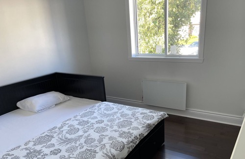 Fabreville House | Magnifique Villa Luxueuse Avec Piscine et Cheminée