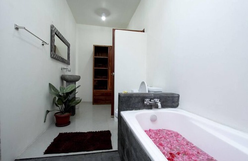 Jimbaran House | Maha Residence Guest House Balangan