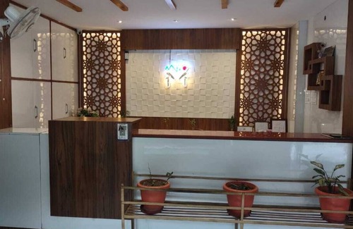 Jhakri Hotel | Mahesh Hotel & Restaurant