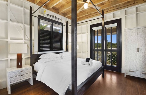 San Pedro Resort | Mahogany Bay Resort & Beach Club, Curio Collection by Hilton