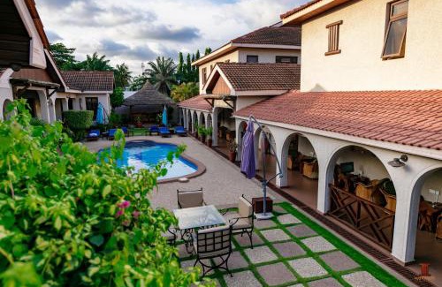 Labadi Hotel | Mahogany Lodge, Cantonments