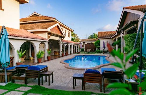 Labadi Hotel | Mahogany Lodge, Cantonments