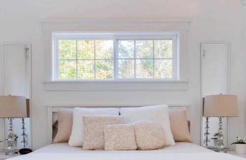 Mahone Bay Apartment | Mahone Bay Hide-Away