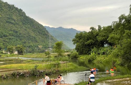 Chieng Chau House | Mai Chau riverside Homestay