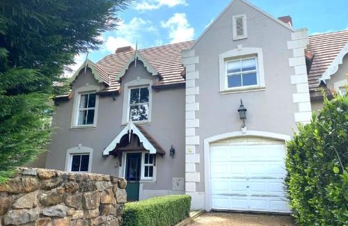 Nottingham Road House | Main Home 4 Rawdons Estate