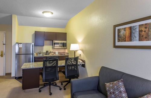 Brentwood Hotel | MainStay Suites Brentwood-Nashville