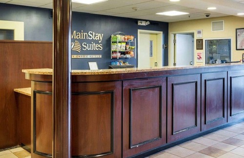 Dover Hotel | MainStay Suites Dover