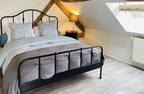 Etrelles-et-la-Montbleuse Villa | Maison de Charmes, Park, Swimming pool in the heart of the Franc-Comtoise greenery