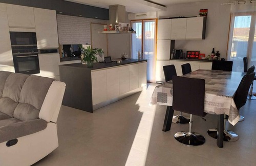 Briatexte House | Maison à Louer Août 2024, Quartier Calme, Idéal Pour les Familles