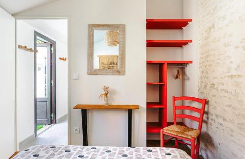 Le Chateau-d'Oleron House | Maison 4 chambres avec piscine