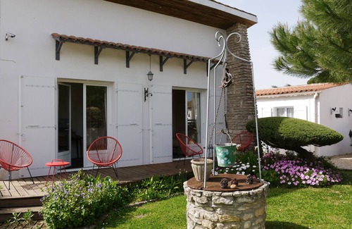 Saint-Georges-d'Oleron House | Maison Avec T1 Indépendant Piscine Chauffée Découvrable Jardin île D'oléron