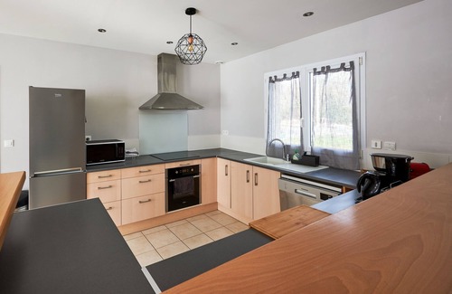 Bricqueville-sur-Mer House | Maison Ariel - Charmante maison pour 6