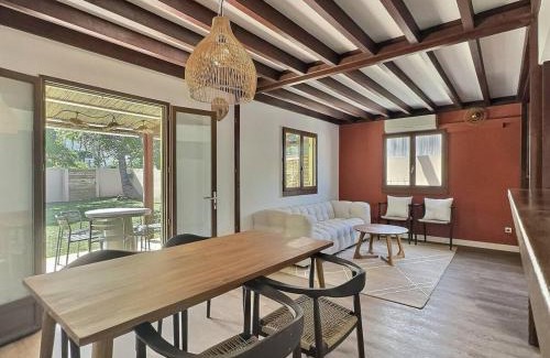 Etang Sale Les Bains House | Maison au charme créole - Accès privé à la plage