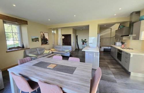 Monsac House | Maison Authentique en Dordogne avec Parking et Animaux Admis - FR-1-616-118