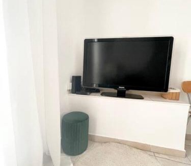 Saint-Andre-de-Sangonis House | Maison avec extérieur proche saint Guilhem le desert