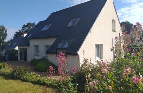La Roche-Derrien House | Maison avec jardin clos La Roche Jaudy