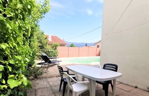 Prades House | Maison Avec Jardin, Piscine, Wifi, AU Calme A Prades