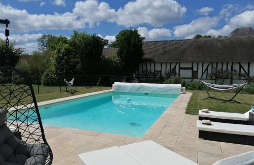 Isdes Villa | Maison Blanche Sologne "La Framboisière"