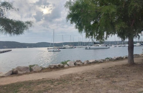 Saint-Chamas House | Maison Bord de l'eau