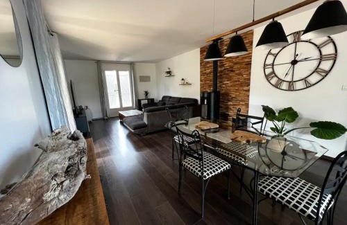 Varetz House | Maison, chaleur, chaleureuse au calme et spa