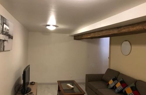 Nerac Apartment | Maison chaleureuse au centre ville