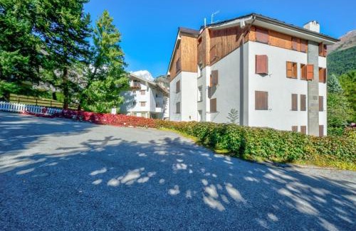 Dolonne Apartment | Maison Chetif