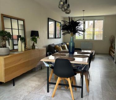 Epernay Apartment | Maison d architecte avec spa